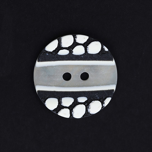 13997 Sullivans 22mm Round Plastic Button - Middle Section Opaque, Black/white Patterned - 36 In A Tube