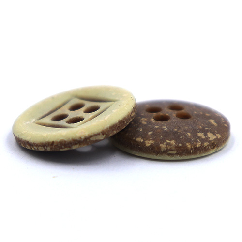 14455 Sullivans 15mm Two Tone Round Plastic Button - Cream/brown - 31 In A Tube