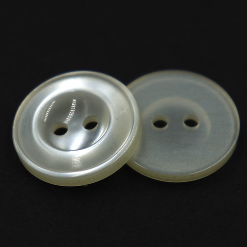 14575 Sullivans 16mm Two Hole Round Plastic Button 2 Hole - Clear Cream - 50 In A Tube