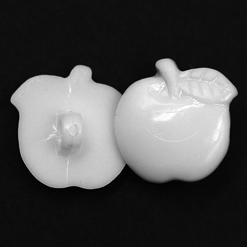 14790 Sullivans 16mm Kids Plastic Button With Shank - White Apple - 35 In A Tube