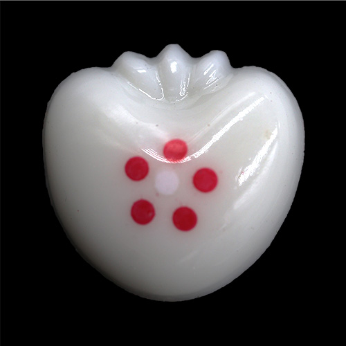 14807 Sullivans 15mm Kids Plastic Button With Shank - White Strawberry - 35 In A Tube