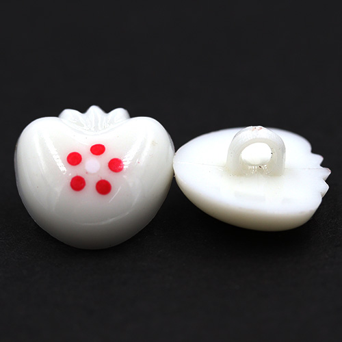 14807 Sullivans 15mm Kids Plastic Button With Shank - White Strawberry - 35 In A Tube