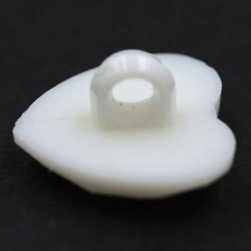 14818 Sullivans 15mm Kids Plastic Button With Shank - White Heart - 35 In A Tube