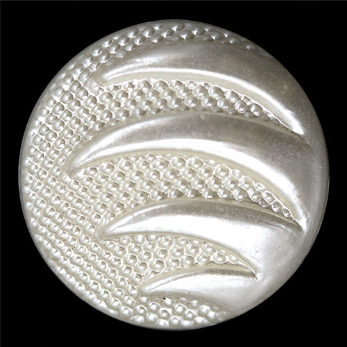 14837 Sullivans 18mm Round Plastic Button With Pearl Detailing - 20 In A Tube 