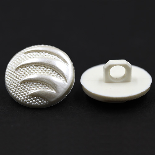 14837 Sullivans 18mm Round Plastic Button With Pearl Detailing - 20 In A Tube 