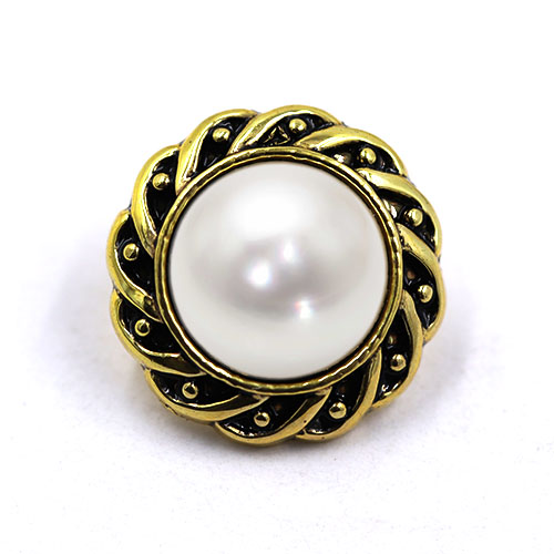 14847 Sullivans 12mm Round Pearl Plastic Button Surrounded With Gold Detailing - 25 In A Tube 