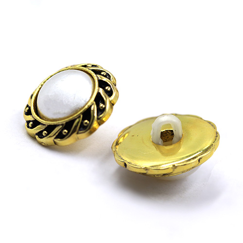 14847 Sullivans 12mm Round Pearl Plastic Button Surrounded With Gold Detailing - 25 In A Tube 