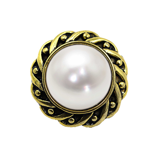 14849 Sullivans 18mm Round Pearl Plastic Button Surrounded With Gold Detailing - 16 In A Tube 