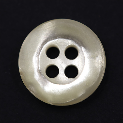 15302 Sullivans 12mm Round Plastic Pearlised Button 4 Hole - Cream - 44 In A Tube