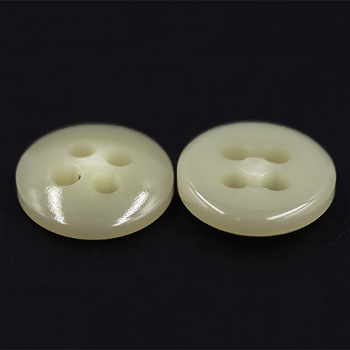 15318 Sullivans 12mm Round Plastic Button 4 Hole - Dark Cream - 45 In A Tube