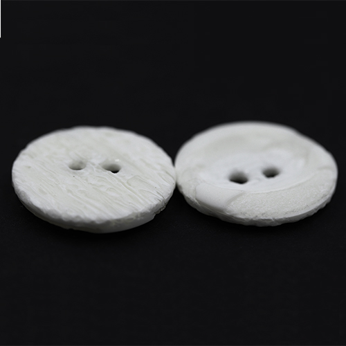 15329 Sullivans 18mm Round Plastic Opaque Button 2 Hole - White - 26 In A Tube