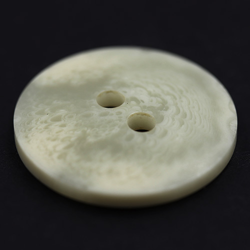 15330 Sullivans 18mm Round Plastic Opaque Button 2 Hole - Cream - 26 In A Tube