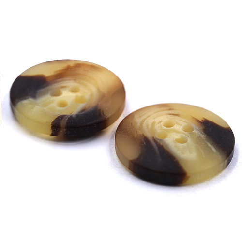 15391 Sullivans 20mm Round Plastic Button 4 Hole - Two Tone Caramel - 32 In A Tube