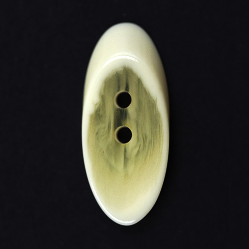 15420 Sullivans 30mm Slivered Wood Effect Plastic Button 2 Hole- Cream - 78 In A Tube