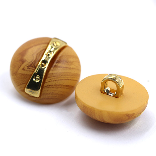 15424 Sullivans 18mm Wood Effect Round Plastic Button With Middle Gold Band - 25 In A Tube