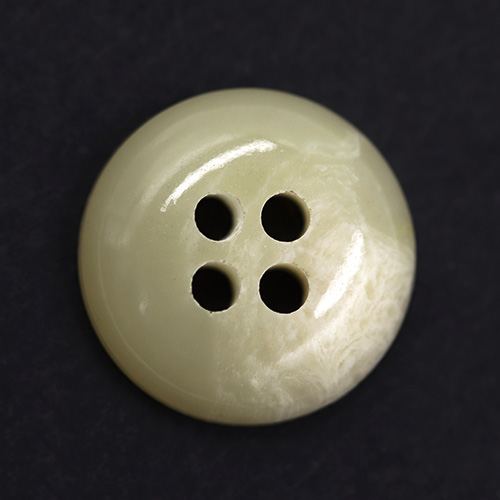 15494 Sullivans 14mm Round Plastic Button 4 Hole - Cream - 139 In A Tube