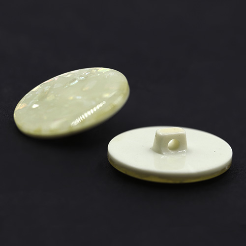 17636 Sullivans 22mm Round Plastic Button With Shiny Flecks - Off White - 21 In A Tube