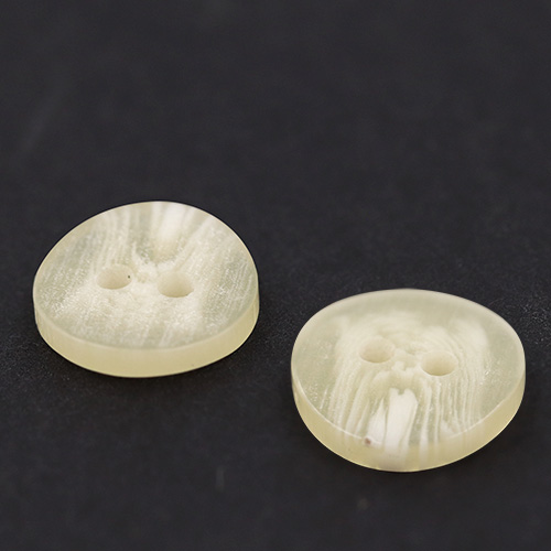 19115 Sullivans 12mm Plastic Button With Two Holes - Cream - 67 In A Tube