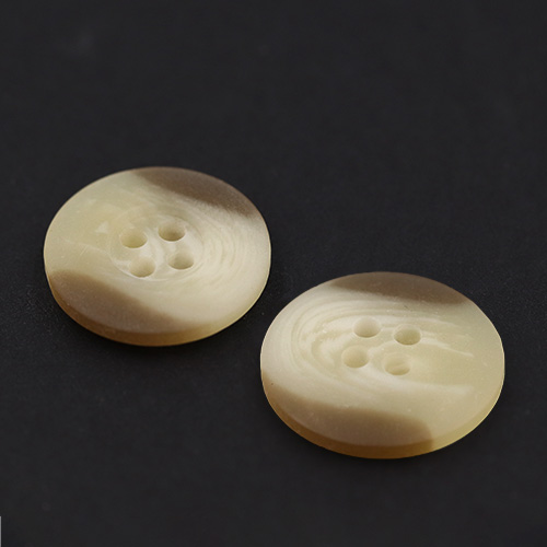 19121 Sullivans 17mm Plastic Button With Four Holes - Cream/tan - 36 In A Tube