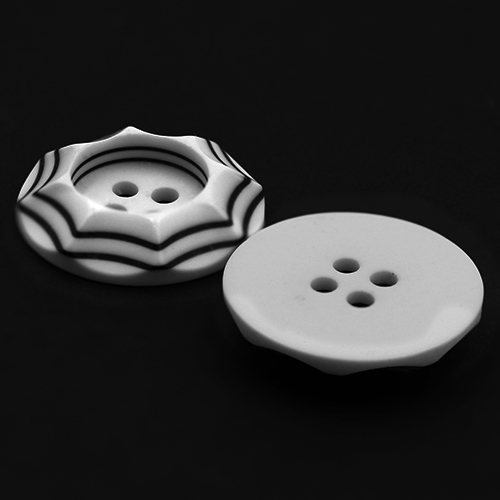 19261 Sullivans 21mm Round Plastic Button 4 Hole - White With Raised Black Borders - 45 In A Tube 