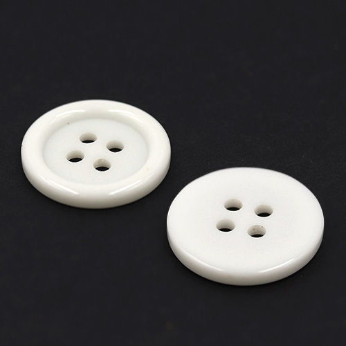 19378 Sullivans 18mm Round Plastic Buttons With Four Holes & Raised Rim - White - 75 In A Tube