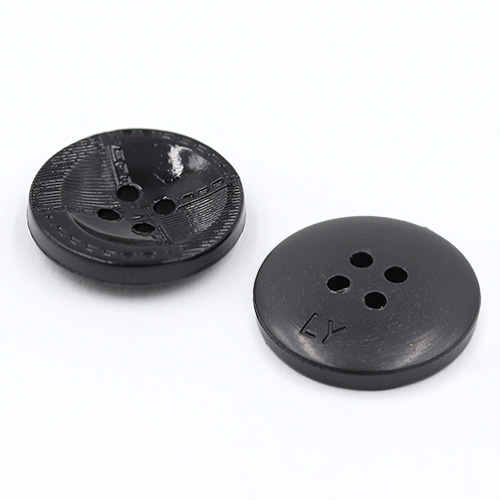19441 Sullivans 18mm Round Plastic Buttons 4 Hole Quartered With Two Patterns - Black - 65 In A Tube