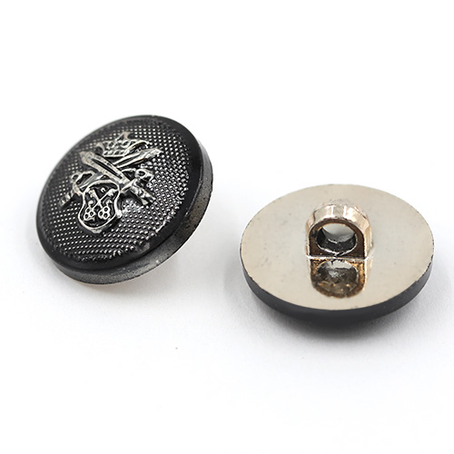 19450 Sullivans 18mm Round Plastic Shank Buttons With Crest And Studded Background - Black - 35 In A Tube