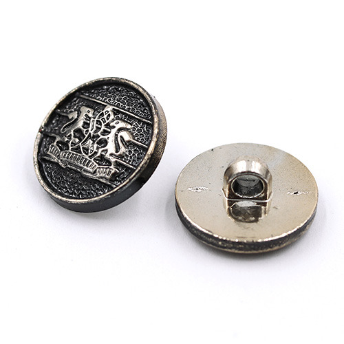 19460 Sullivans 18mm Round Plastic Shank Buttons With Crest And Studded Background - Black - 35 In A Tube