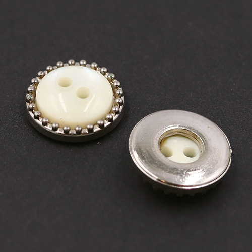 19507 Sullivans 12mm Round Plastic Buttons With Two Holes - Pearlised With Silver Border - 27 In A Tube