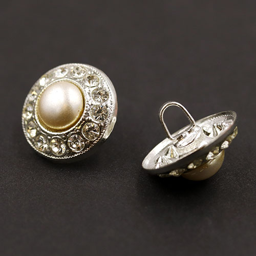 19847 Sullivans 15mm Pearl Encased By Diamonte Round Shank Button - Silver - 6 In A Tube