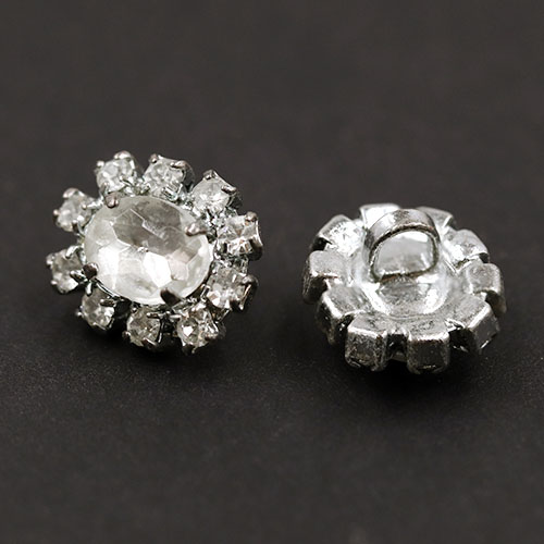 19864 Sullivans 13mm Diamonte Round Shank Button - Cluster Style - Silver - 7 In A Tube