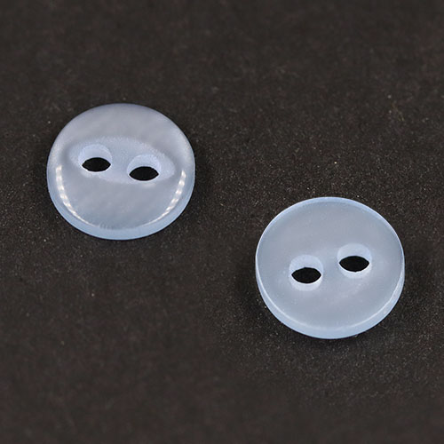 20233 Sullivans 8mm Two Hole Fish Eye Doll Plastic  Buttons - Sky - 180 In A Tube