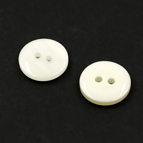 20660 Sullivans 13mm Round Plastic Button With Two Holes - Frosted White - 65 In A Tube