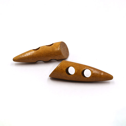 20688 Sullivans 40mm Wooden Toogle Button With Two Holes With Point - Tan Wood - 16 In A Tube