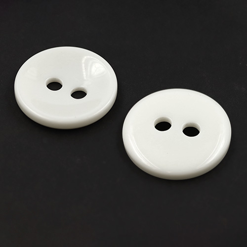 20752 Sullivans 37mm Round Plastic Button With Two Holes - White Orchid - 35 In A Tube 