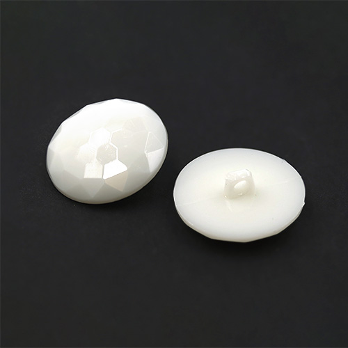 20759 Sullivans 30mm Round Plastic Shank Button - Diamond Cut - White Orchid - 25 In A Tube 