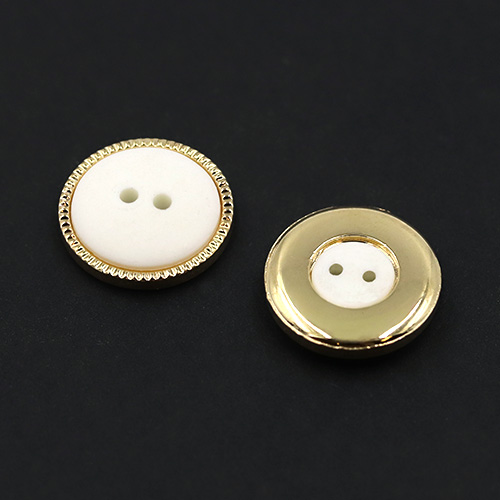 20892 Sullivans 19mm Round Plastic Button With Two Holes - White With Fine Gold Border - 37 In A Tube 
