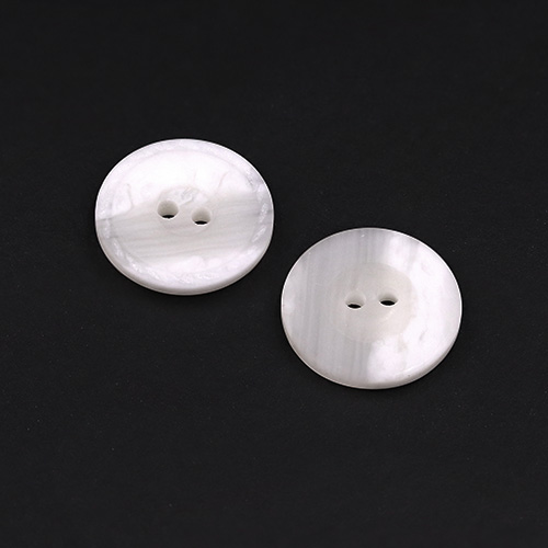 21193 Sullivans 20mm Round Plastic Button With Two Holes - Stitched Border - White - 31 In A Tube 
