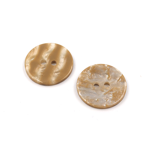 21214 Sullivans 20mm Round Pearlised Flat Plastic Button With Two Holes - Beige - 28 In A Tube 