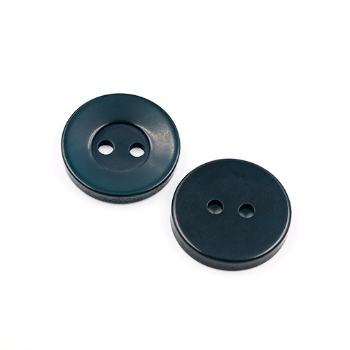 22442 Sullivans 17mm Round Plastic Button 2 Hole - Bottle - 151 In A Tube