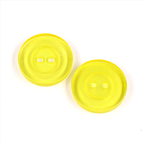 22633 Sullivans 20mm Round Clear Plastic Button 2 Hole - Yellow - Bag Of 100