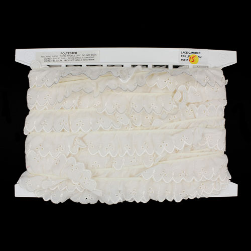 60847 Lace Cambric Frilled 32mm Cream