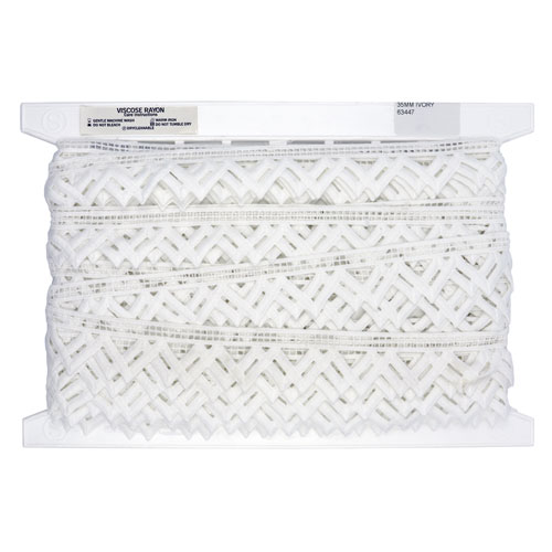 63447 Lace Guipure 35mm Ivory