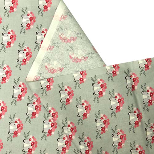 65576 Fab Cotton 112cm Flower Bear