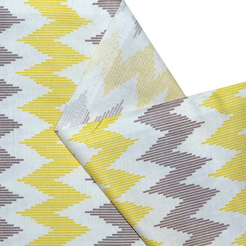 65709 Fab Cotton 112cm Zig Zag Print